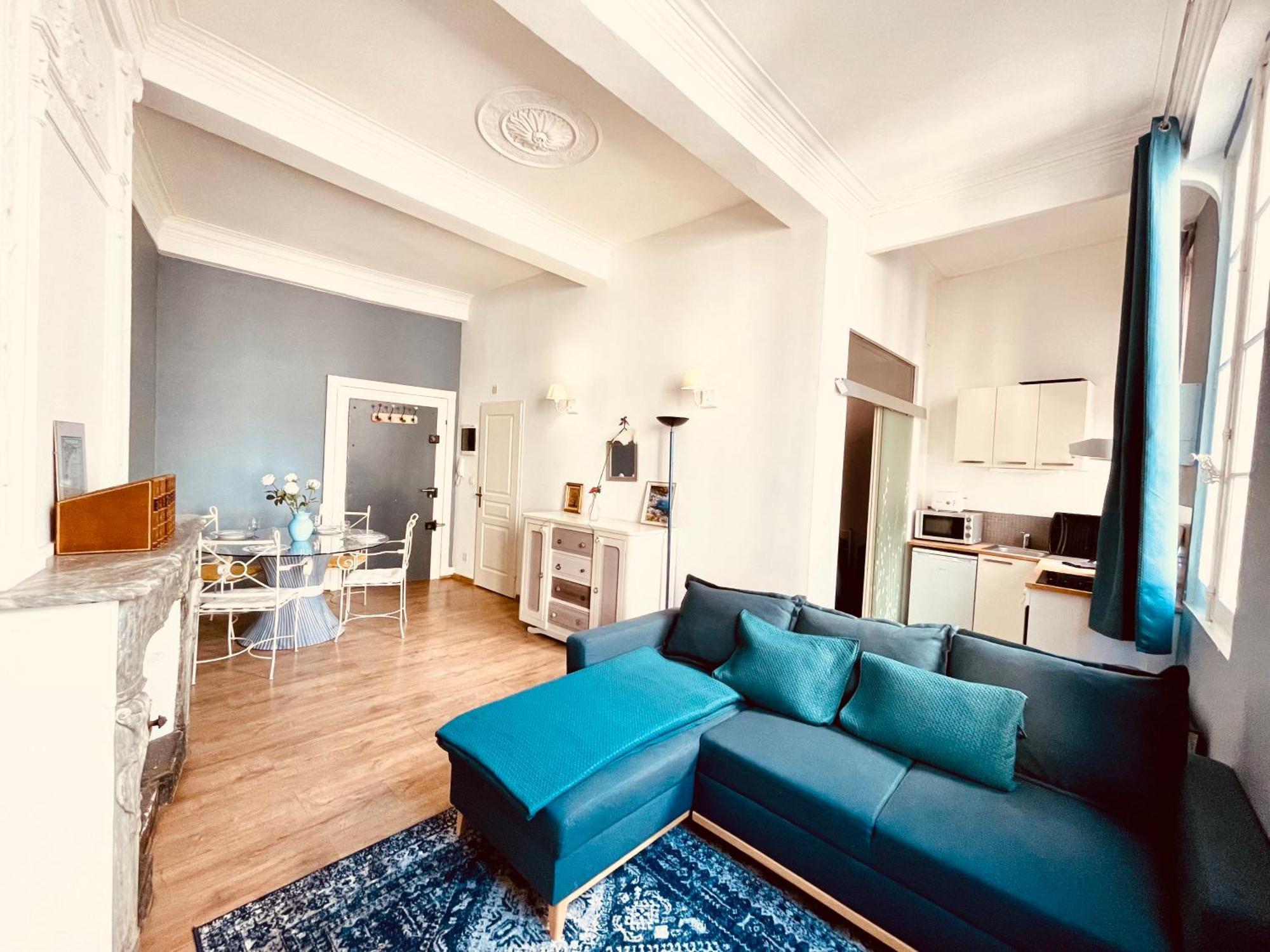 Azul Aparte Νιμ Εξωτερικό φωτογραφία